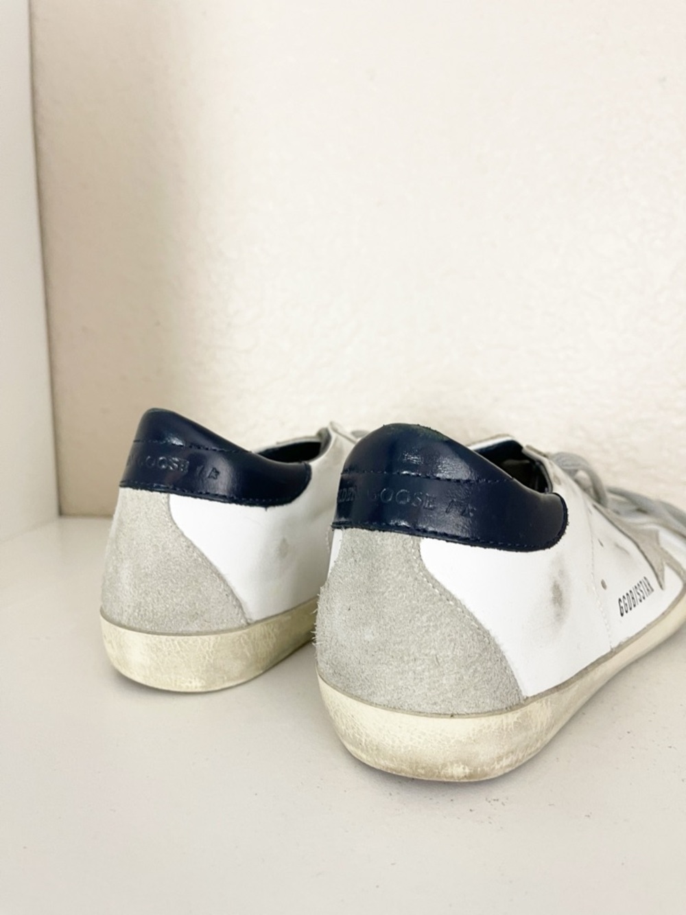 Golden Goose Superstar White Leather Sneaker with Grey Star - Picture 7 of 15